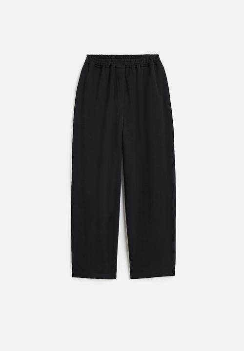 H&M - H&M Studio: Wide joggers - black