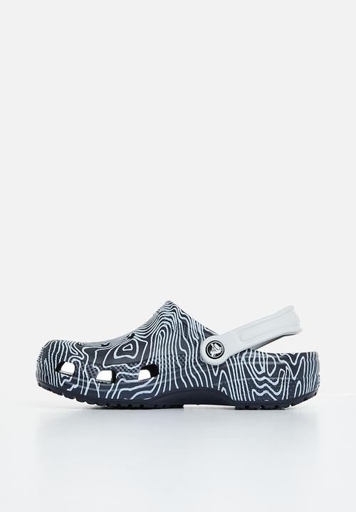 Crocs - Classic topographic clog k - deep navy/multi