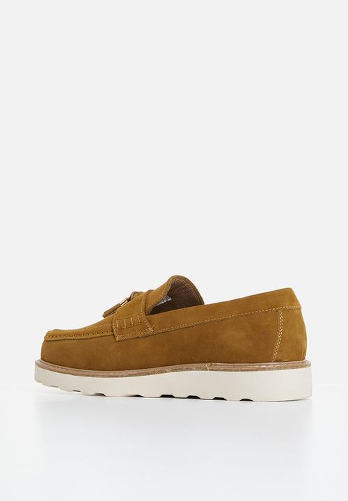 Jonathan D - J scout genuine suede loafer - camel