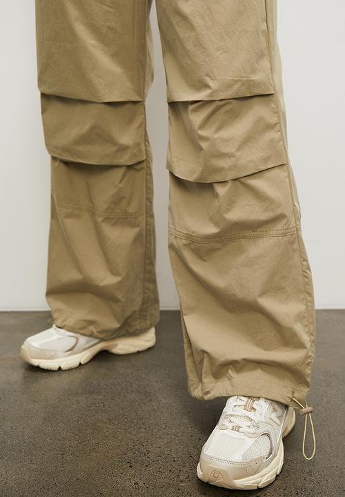 Blake - Parachute trouser - tan