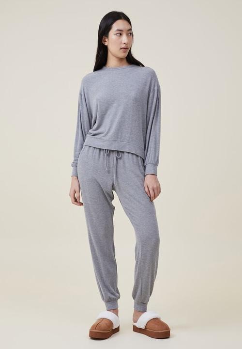 Cotton On - Super soft long sleeve crew - charcoal
