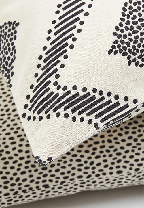 H&M - 2 Pack cotton canvas cushion covers - dark grey/patterned