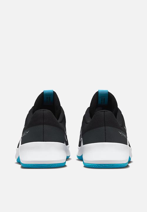 Nike - MC Trainer 2