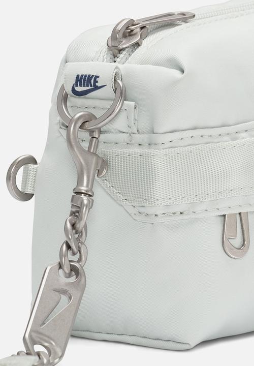 Nike - Nike sportswear futura luxe-light silver/light silver/diffused blue
