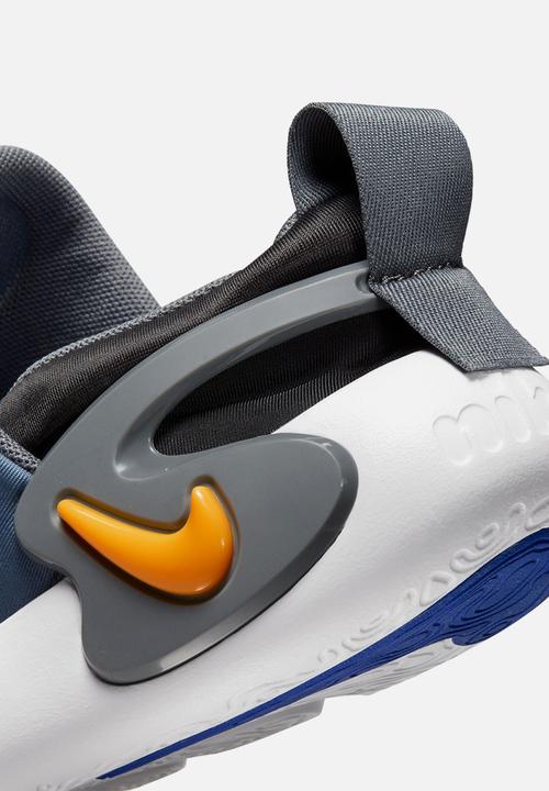 Nike - Nike Dynamo Go 