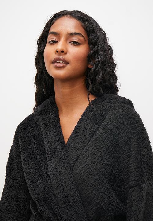 Superbalist - Plush short night gown - black