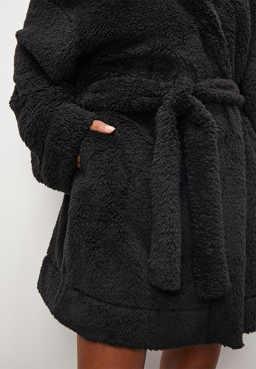 Superbalist - Plush short night gown - black