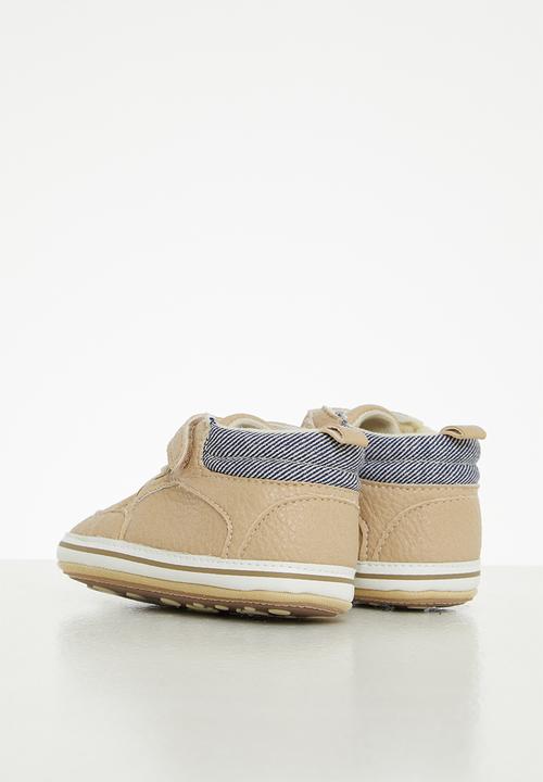 Pop Candy - Hi top soft sole sneaker - stone