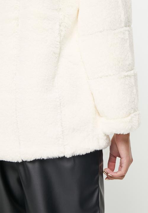 dailyfriday - Faux fur jacket - ecru
