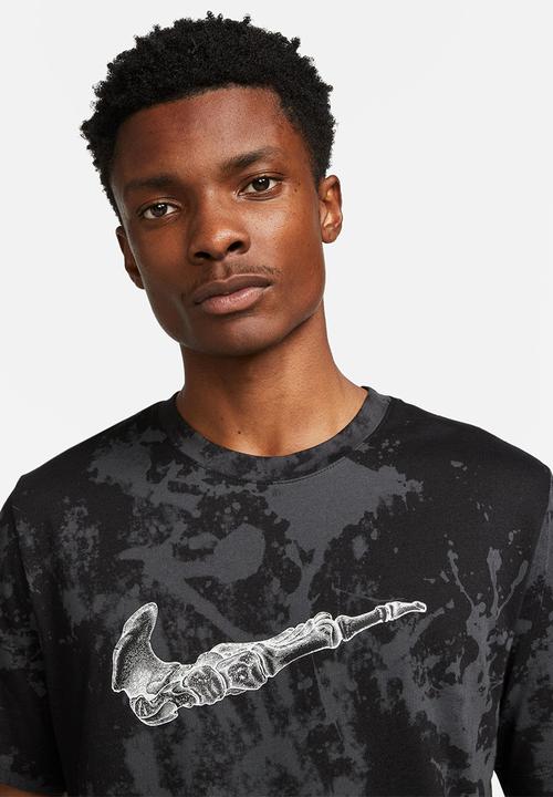 Nike - Nike Dri-Fit Tee run division
