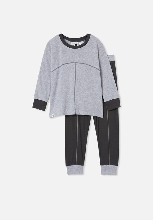 Cotton On - Beau long sleeve pyjama set - storm grey marle/bolt