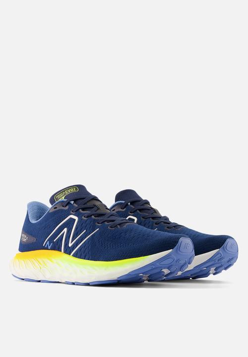 New Balance  - Fresh Foam x Evoz V3 