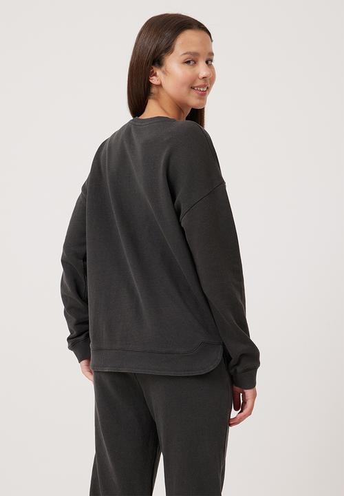 Cotton On - Vivian scoop fleece crew - phantom/wild child