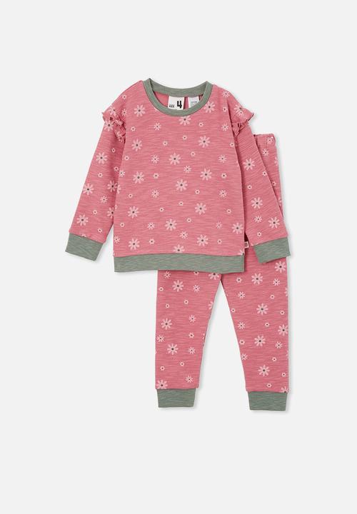 Cotton On - Sienna long sleeve pyjama set - verry berry/daisies