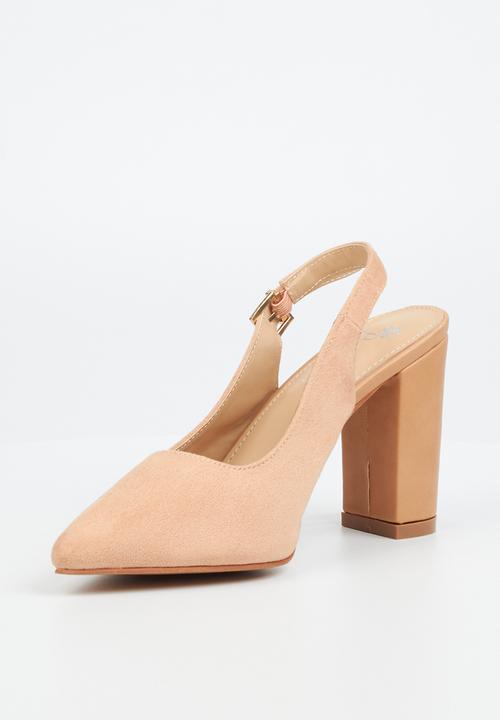 Butterfly Feet - Shaye 1 court heel - beige