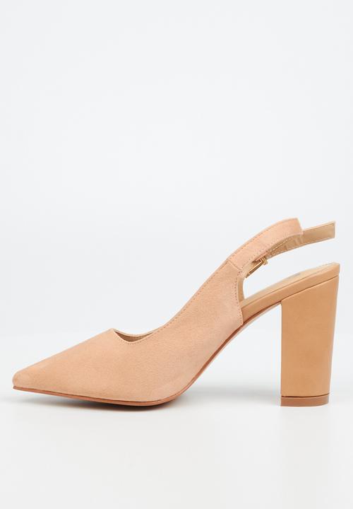 Butterfly Feet - Shaye 1 court heel - beige
