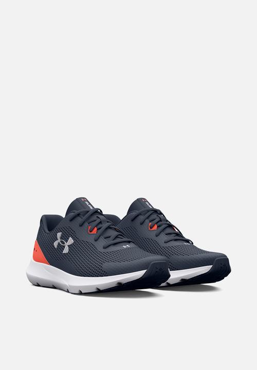 Under Armour - UA Surge 3 