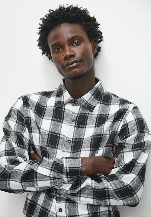 Superbalist - Check textured long sleeve shirt - black & white