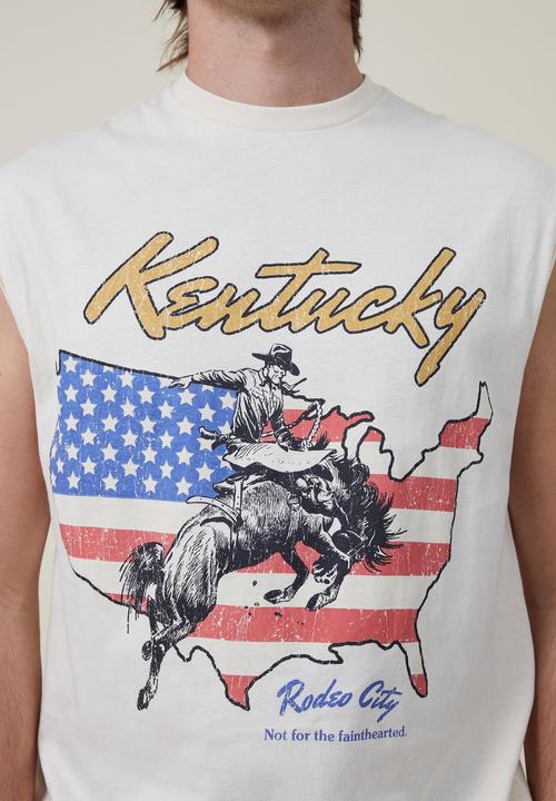 Cotton On - Oversized graphic muscle - bisque/rodeo city