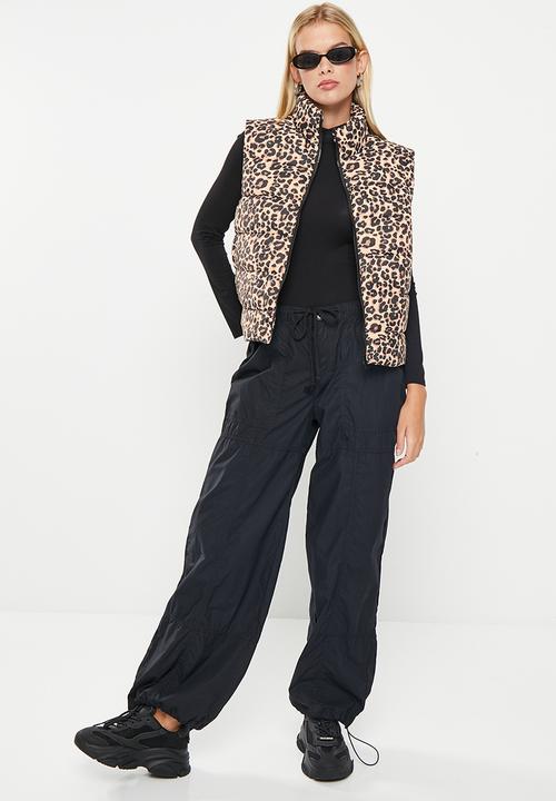 Noisy May - Marcus printed vest  - black & stone