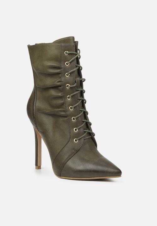 Miss Black - Boss 4 ankle boot - olive