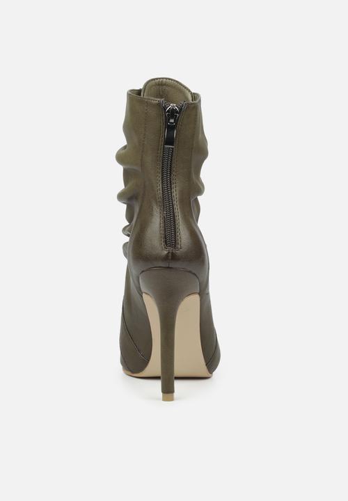Miss Black - Boss 4 ankle boot - olive