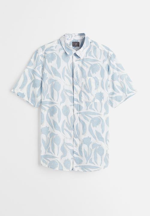 H&M - Cotton shirt regular fit - light blue/tulips