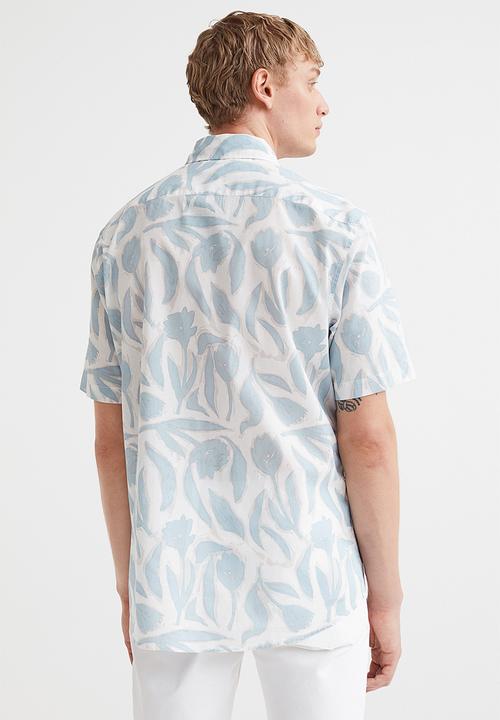 H&M - Cotton shirt regular fit - light blue/tulips