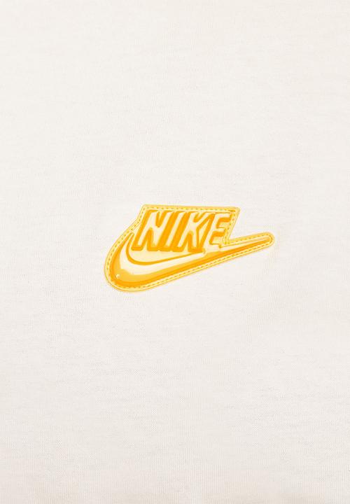 Nike - Nike Sportswear Tee