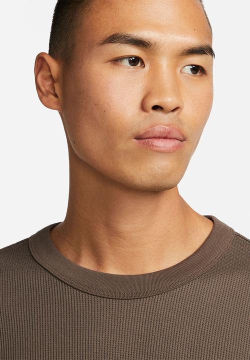 Nike - Nike Sportswear Sports Utility Long-Sleeve T-Shirt