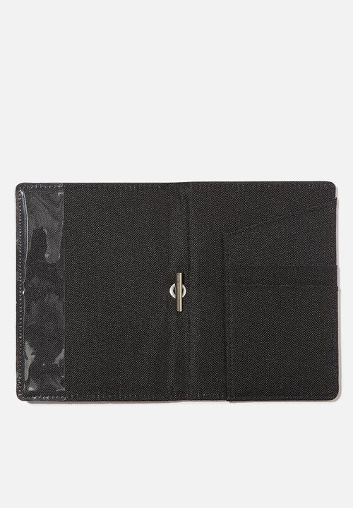 Typo - Urban rfid passport holder - grey crosshatch