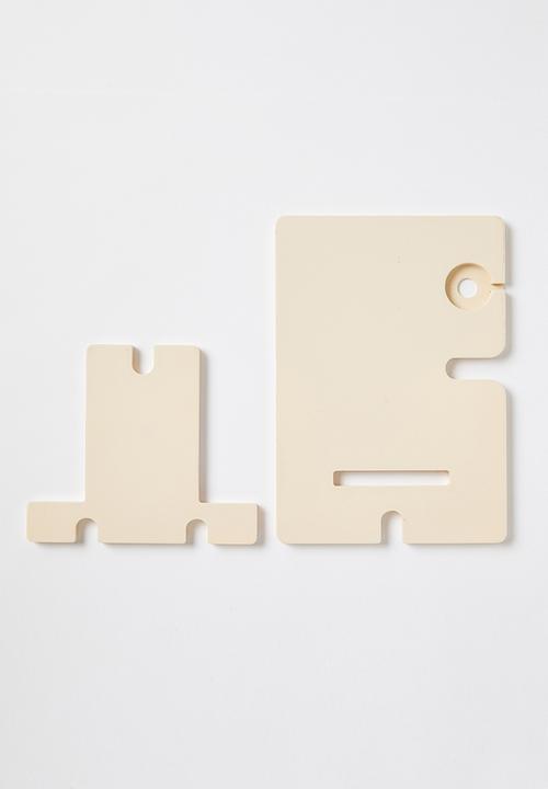 Typo - Collapsible tech hub - ecru