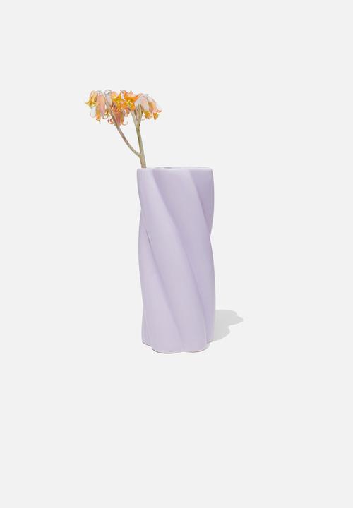 Typo - Mystic minded vase - pale lilac daisy twist 