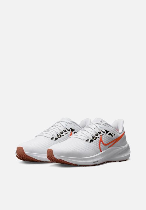 Nike - Air Zoom Pegasus 39