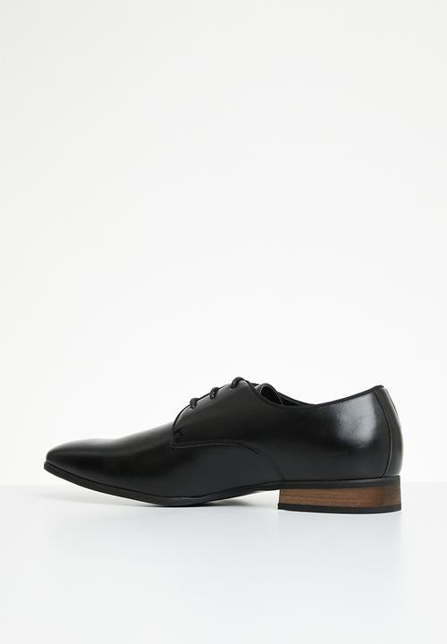 MAZERATA - Magio 72 formal - black