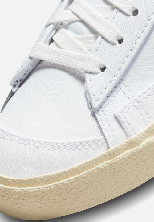 Nike - Blazer low '77 SE