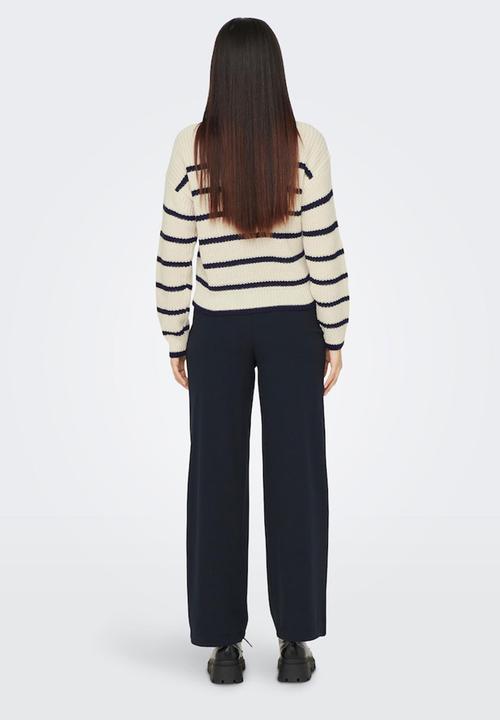 Jacqueline de Yong - Justy lea long sleeve stripe scallop pullover - eggnog w sky captain stripes