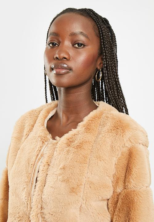 dailyfriday - Faux fur jacket - tan