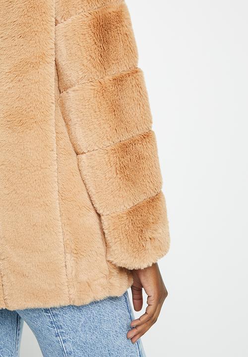 dailyfriday - Faux fur jacket - tan