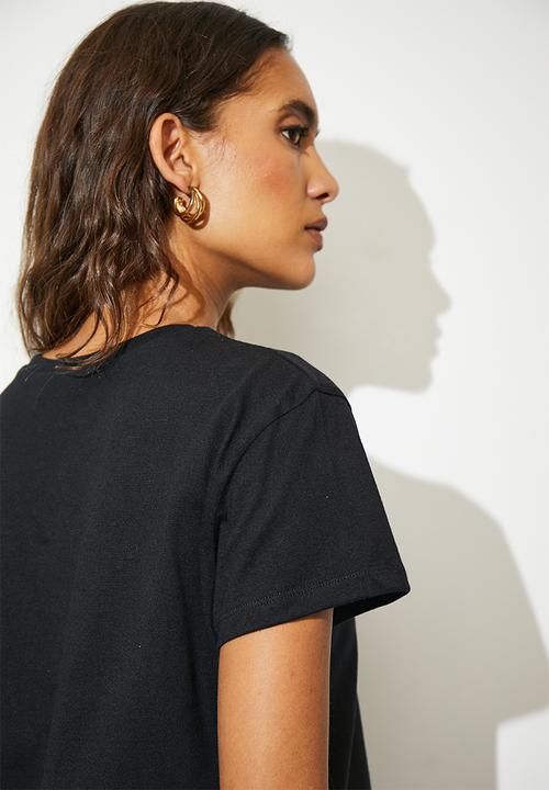 Superbalist - Short sleeve slogan graphic tee - black