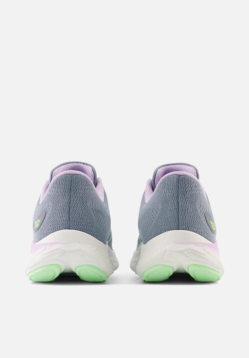 New Balance  - Fresh Foam x Evoz V3
