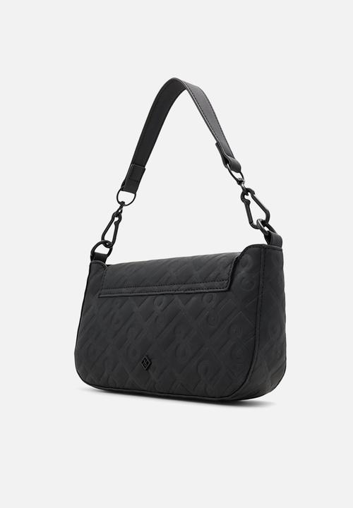 Call It Spring - Gemmah- black