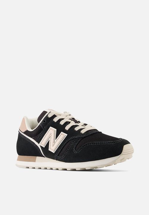 New Balance  - 373 v2 - black (001)