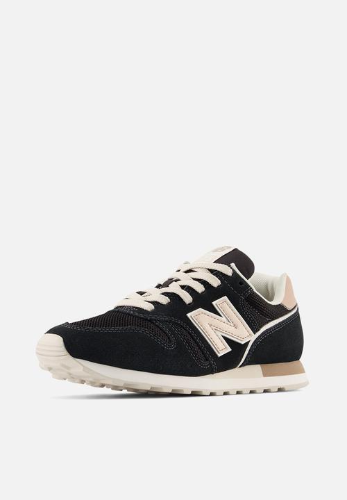 New Balance  - 373 v2 - black (001)