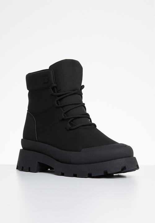 Superbalist - Ruby lace up boot - black