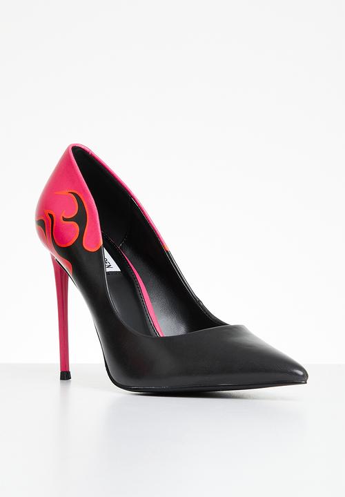 Steve Madden - Vala-f court heel - black & pink