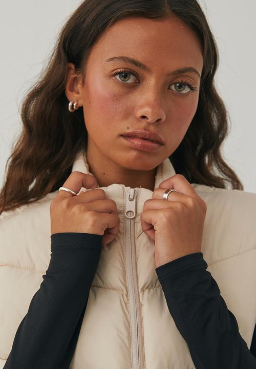 Supré  - Scout longline puffer vest - cookies and cream