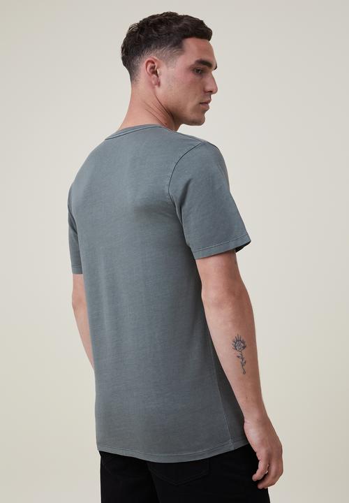 Cotton On - Organic regular fit crew T-shirt - duffle green