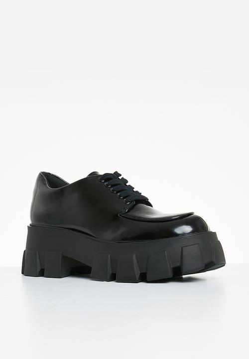 Steve Madden - Meredith brogue - black