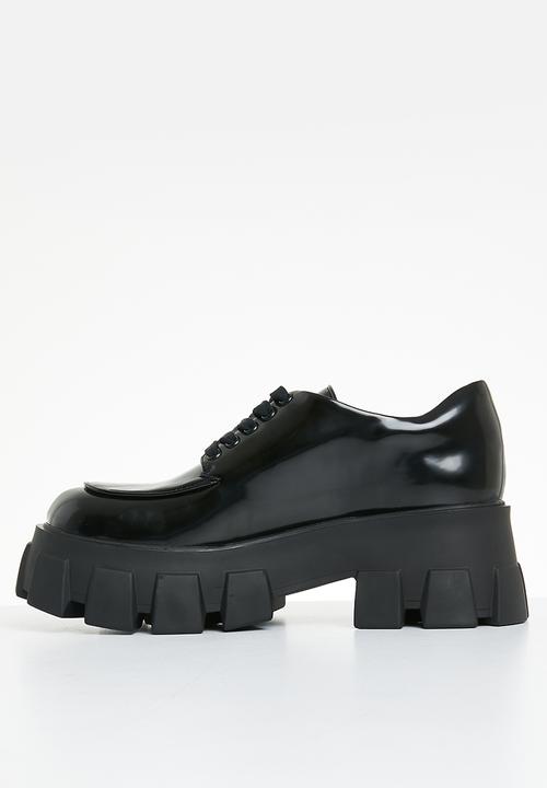 Steve Madden - Meredith brogue - black